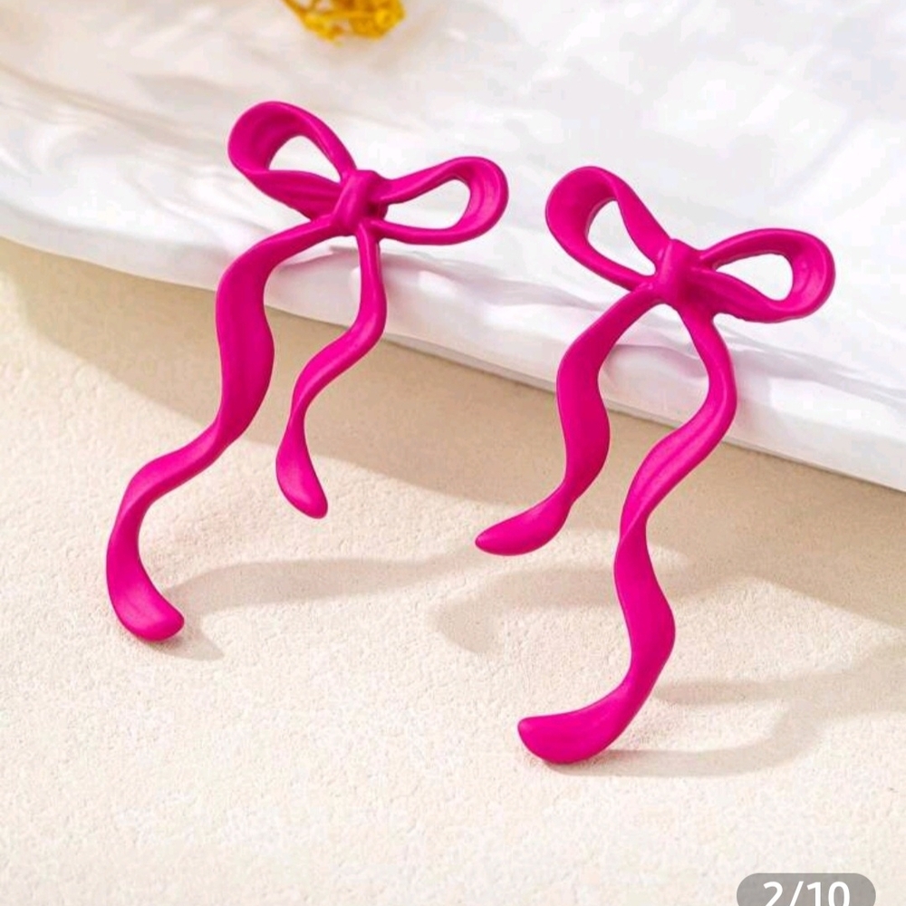 Pink Bow Shaped Earrings